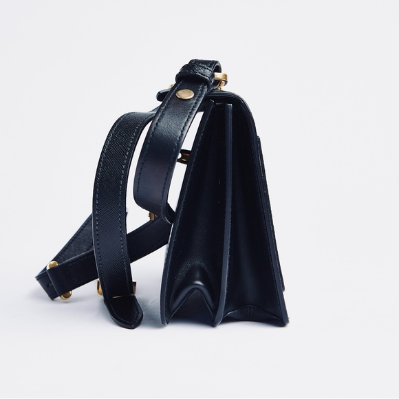 Prada Sidonie Saffiano Leather Shoulder Bag in Black with Gold Hardware - Picture 5 of 7